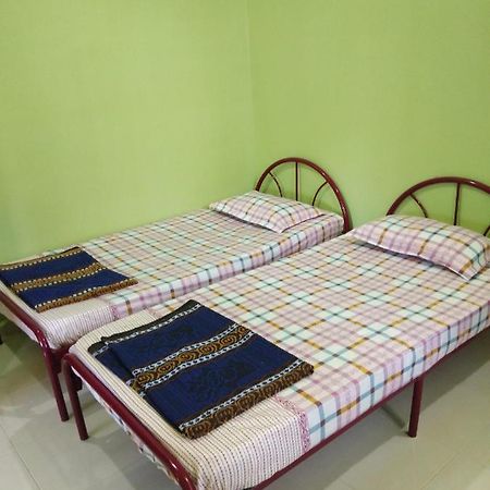 Davallia Homestay Dungun Extérieur photo