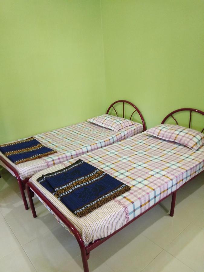 Davallia Homestay Dungun Extérieur photo