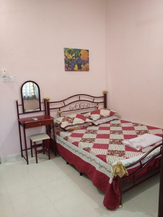 Davallia Homestay Dungun Extérieur photo